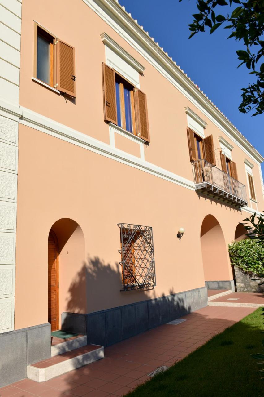 Готель Sorrento Coast Relais Мета Екстер'єр фото